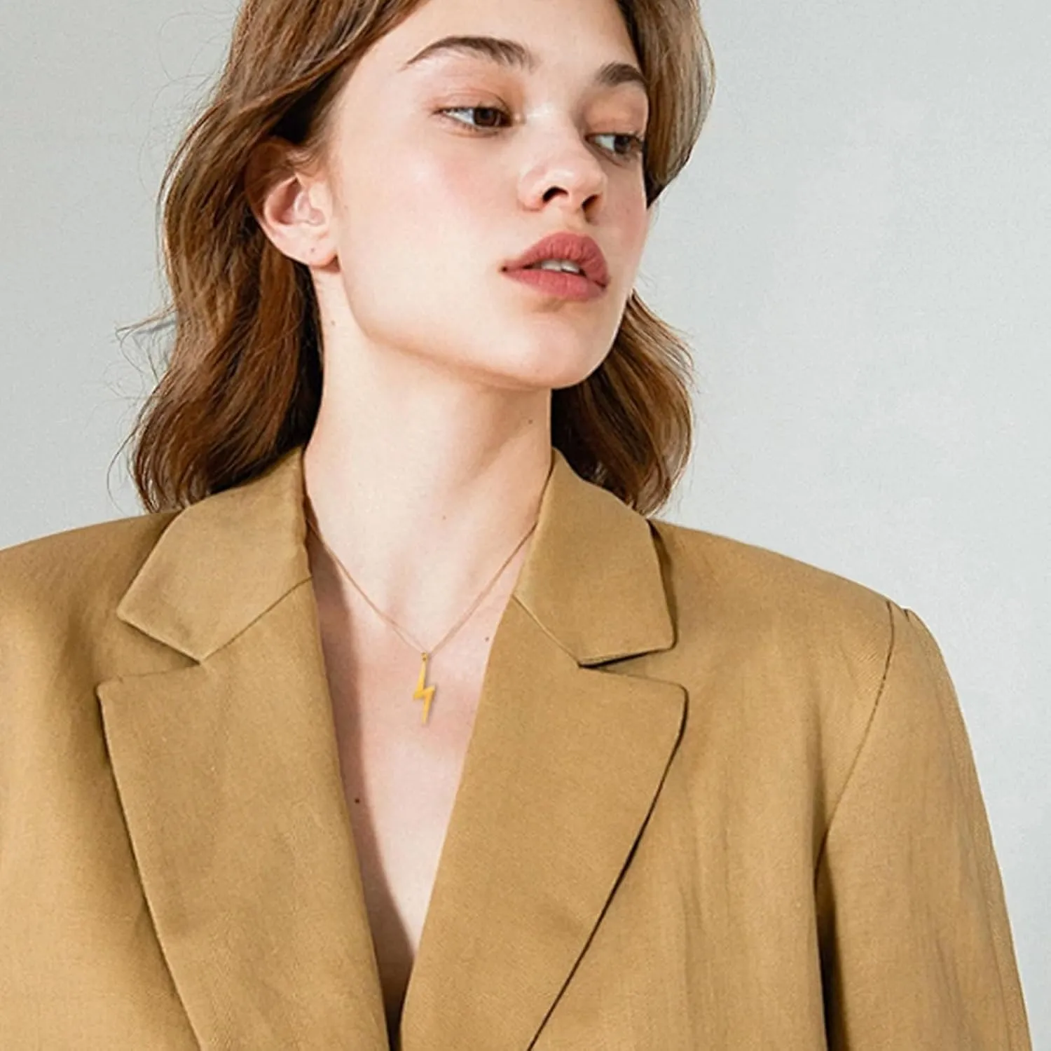 Lightning Bolt Necklace for Women Men Stainless Steel Simple Street Punk Lightning Bolt Pendant Necklace Jewelry Inspirational Gift for Unisex